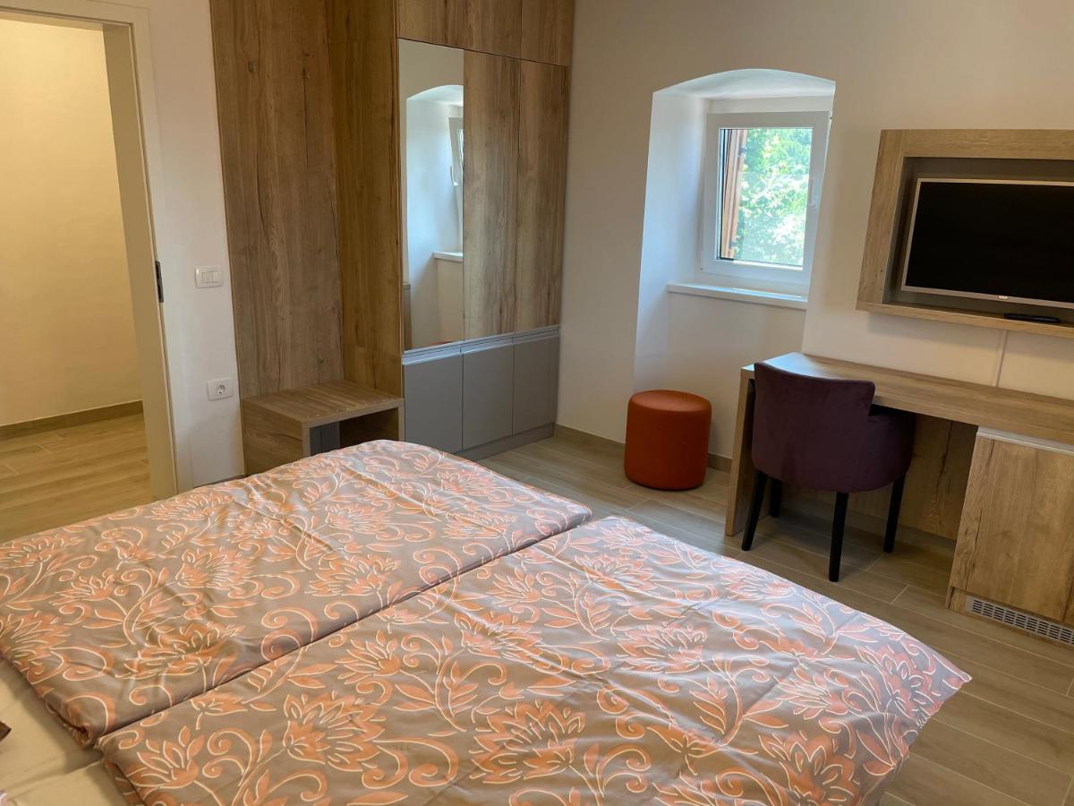Villa Sanela Pobegi Eksteriør billede